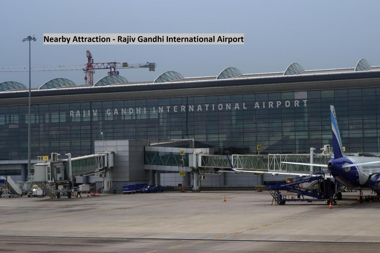 Oyo Sri Vinayaka Grand Hotel Shamshabad Exterior photo